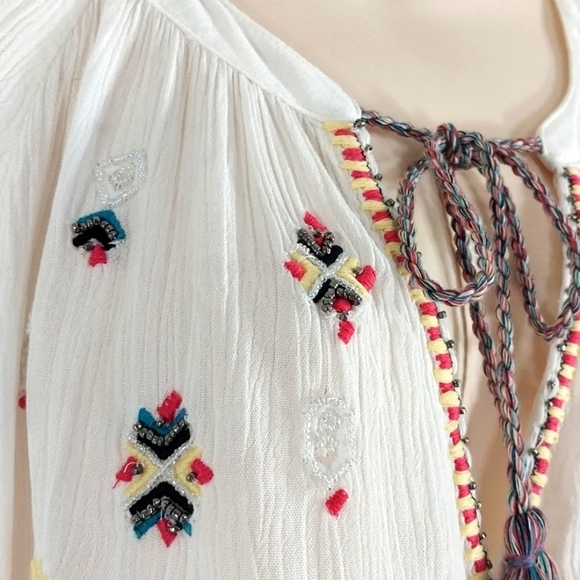 NWT Jessica Simpson Top Beaded Embroidered Peasant Boho  Sz 1X - Picture 2 of 8